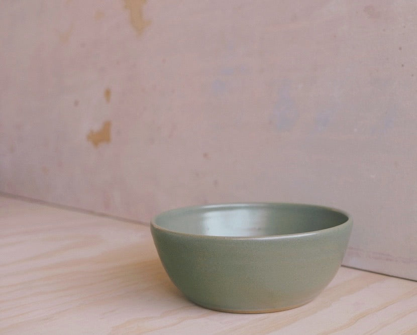 Wander Serving Bowl